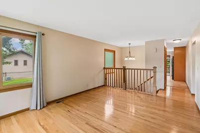 1592 Bellows Street, West Saint Paul, MN 55118 - Photo 10