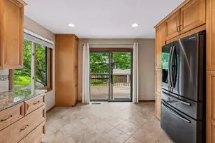 1592 Bellows St, West Saint Paul, MN 55118 - Photo 6