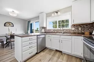 3455 39th St S, Moorhead, MN 56560 - Photo 10