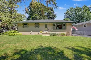 2213 Holloway Ave E, North Saint Paul, MN 55109 - Photo 1