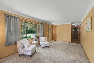 2213 Holloway Ave E, North Saint Paul, MN 55109 - Photo 2