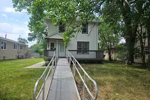 225 12th St N, Breckenridge, MN 56520 - Photo 2