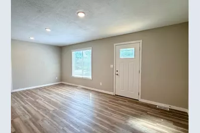 519 E 9th Street, Morris, MN 56267 - Photo 4