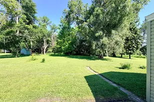 519 E 9th St, Morris, MN 56267 - Photo 28