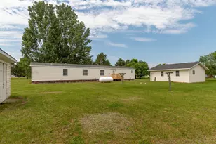 596 Old Willow Ct NW, Bemidji, MN 56601 - Photo 16