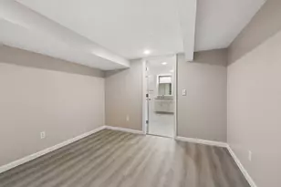 8209 Beard Rd, Bloomington, MN 55431 - Photo 26
