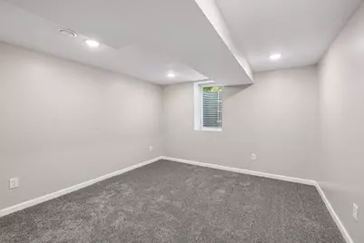 8209 Beard Road, Bloomington, MN 55431 - Photo 32
