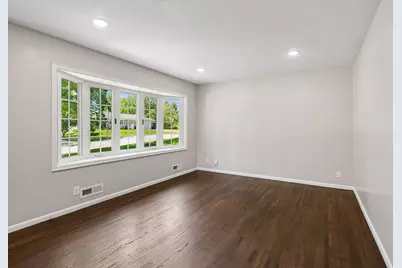 8209 Beard Road, Bloomington, MN 55431 - Photo 8