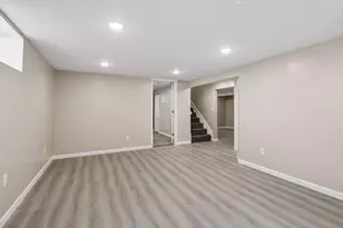 8209 Beard Rd, Bloomington, MN 55431 - Photo 24