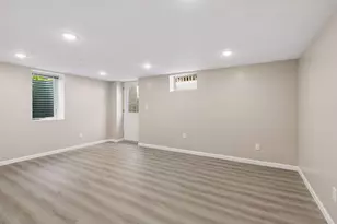 8209 Beard Rd, Bloomington, MN 55431 - Photo 22