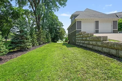 5710 Oakview Lane N, Plymouth, MN 55442 - Photo 38