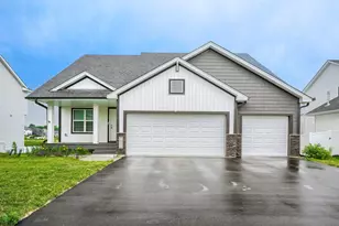 5832 178th St W, Lakeville, MN 55044 - Photo 2