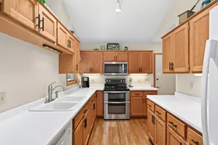 18006 St Croix Trail N, Marine on Saint Croix, MN 55047 - Photo 12