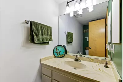 868 Winterberry Court, Woodbury, MN 55125 - Photo 18