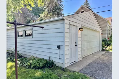 180 Bernard Street E, West Saint Paul, MN 55118 - Photo 8