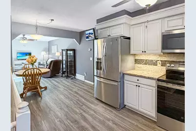 13994 Holyoke Court, Apple Valley, MN 55124 - Photo 36