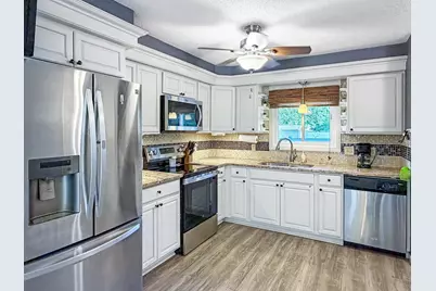 13994 Holyoke Court, Apple Valley, MN 55124 - Photo 6