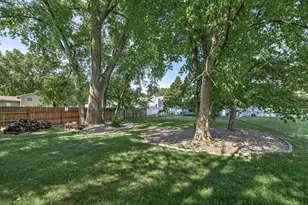 13994 Holyoke Ct, Apple Valley, MN 55124 - Photo 30
