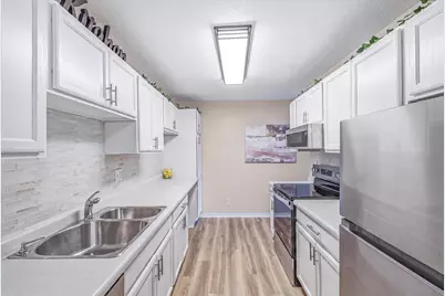 132 Demont Avenue #221, Little Canada, MN 55117 - Photo 2