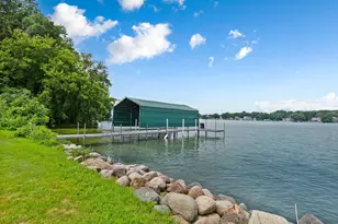 3396 Kings Point Rd, Excelsior, MN 55331 - Photo 2