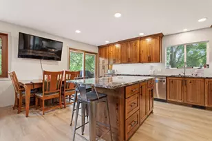 14382 Garrett Ave, Apple Valley, MN 55124 - Photo 8