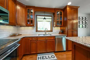 15008 Oakland Ave, Burnsville, MN 55306 - Photo 4
