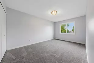 5226 Beachside Dr, Hopkins, MN 55343 - Photo 24