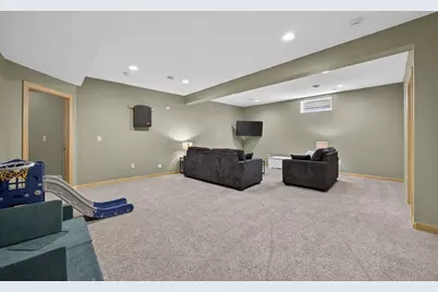 1948 Hadley Creek Drive NE, Rochester, MN 55906 - Photo 18