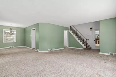 1531 Idaho Avenue W, Falcon Heights, MN 55108 - Photo 4