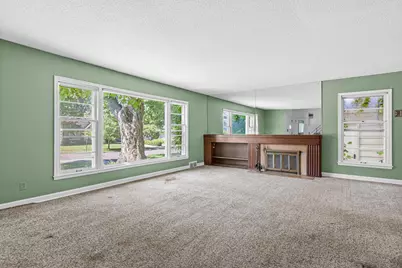 1531 Idaho Avenue W, Falcon Heights, MN 55108 - Photo 2