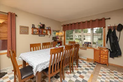 217 1st Street NE, Hayfield, MN 55940 - Photo 2
