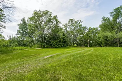 5715 Hodgson Road, Shoreview, MN 55126 - Photo 4
