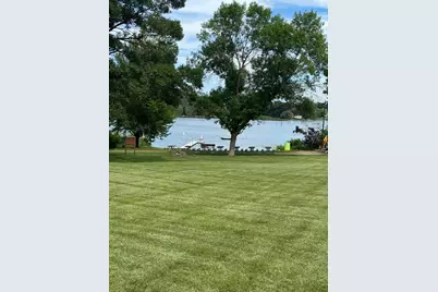 404 Highland Drive, Chanhassen, MN 55317 - Photo 2