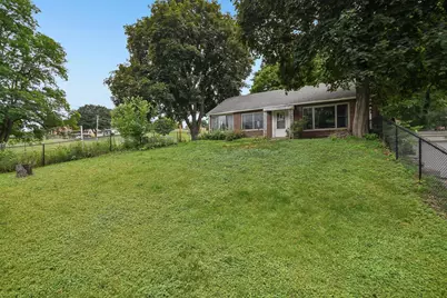 304 17th Avenue N, South Saint Paul, MN 55075 - Photo 8