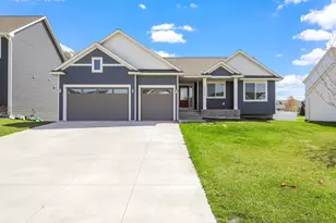 12715 Edison St NE, Blaine, MN 55449 - Photo 32