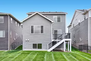 8251 Deerwood Ln N, Maple Grove, MN 55369 - Photo 36