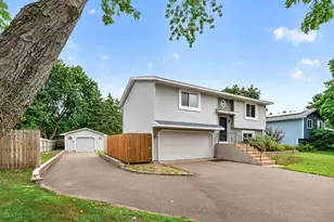 1301 Roosevelt St, Anoka, MN 55303 - Photo 2