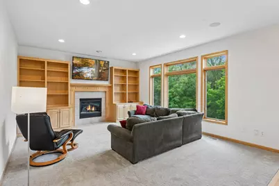 9257 Shetland Road, Eden Prairie, MN 55347 - Photo 10