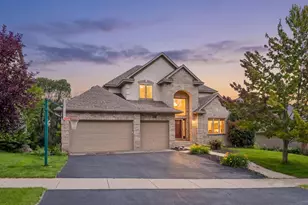 9257 Shetland Rd, Eden Prairie, MN 55347 - Photo 1