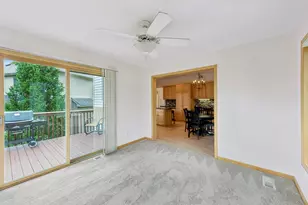 9257 Shetland Rd, Eden Prairie, MN 55347 - Photo 14