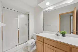 9257 Shetland Rd, Eden Prairie, MN 55347 - Photo 42