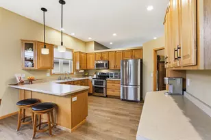 1840 Wyndham Hill Dr, Hastings, MN 55033 - Photo 6