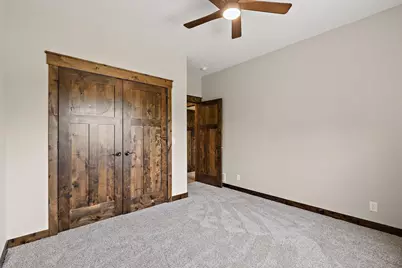 1043 Legend Lane, River Falls, WI 54022 - Photo 24