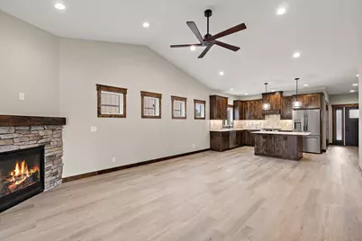 1043 Legend Lane, River Falls, WI 54022 - Photo 8