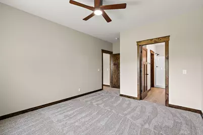 1043 Legend Lane, River Falls, WI 54022 - Photo 26