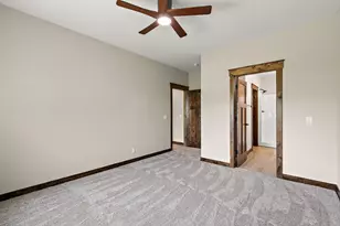 1043 Legend Ln, River Falls, WI 54022 - Photo 26