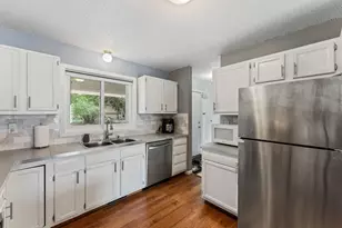 3415 Grimes Ave N, Robbinsdale, MN 55422 - Photo 6