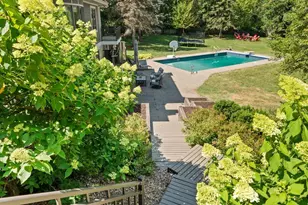 592 County Rd 24, Wayzata, MN 55391 - Photo 8