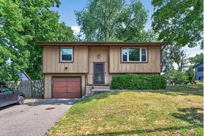 5190 Three Points Boulevard, Mound, MN 55364 - Photo 2
