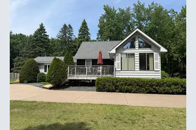 8428 Eastwood Road, Mounds View, MN 55112 - Photo 4